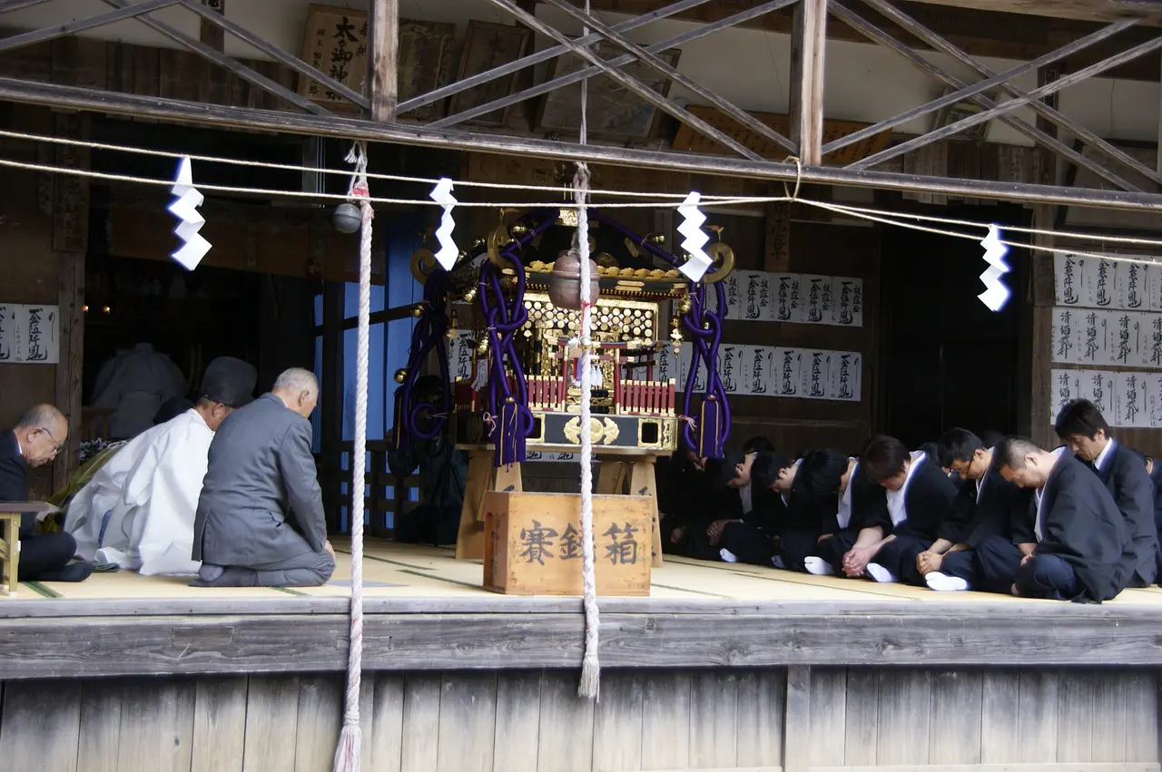 乙父神社お川瀬下げ神事（上野村）