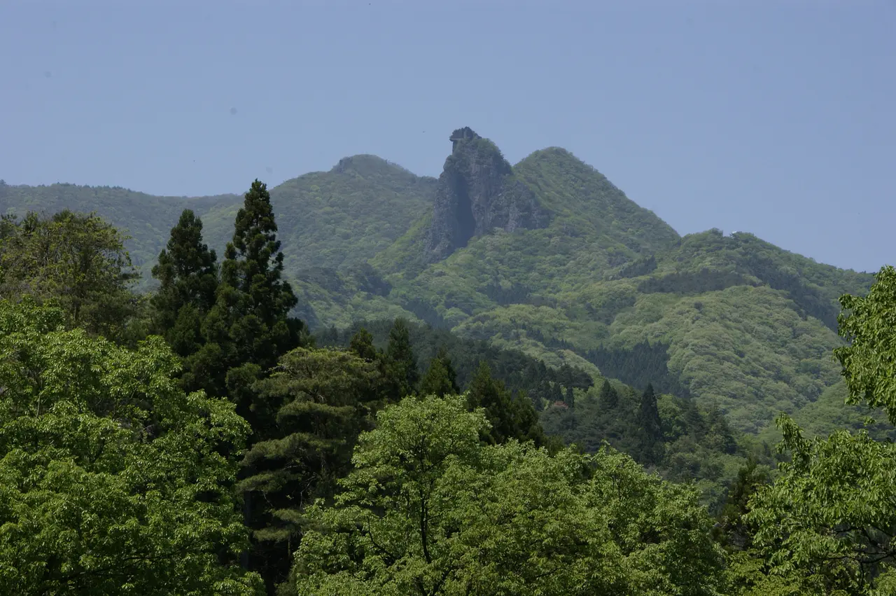 子持山　獅子岩（渋川市）