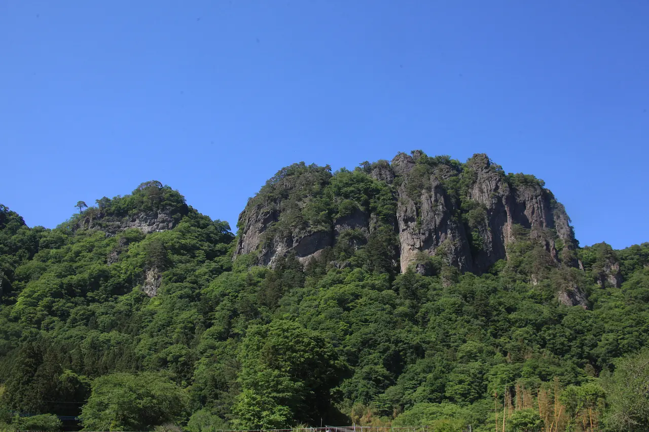 岩櫃山（1）（東吾妻町）