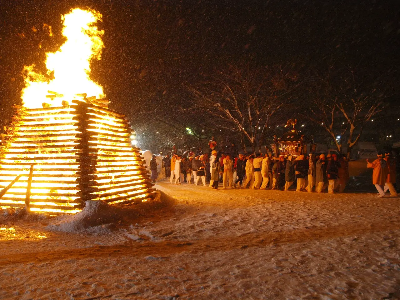 越本御神火祭（片品村）