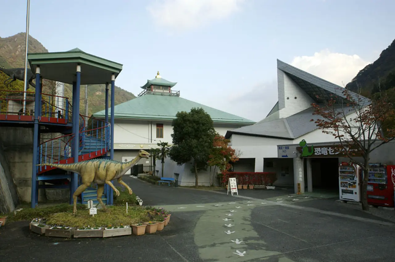 神流町恐竜センター（2）（神流町）