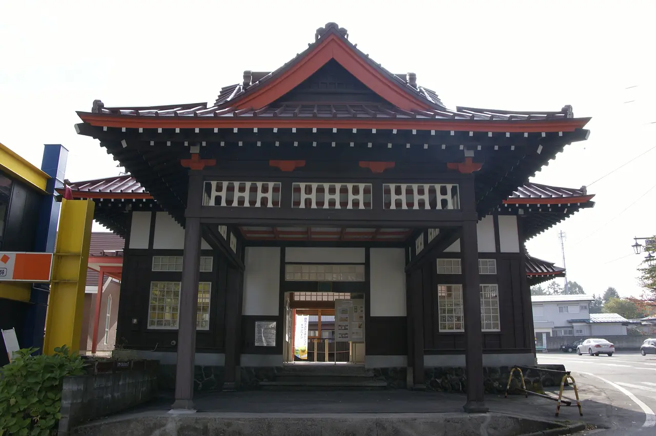 草軽電気鉄道　旧北軽井沢駅舎（長野原町）