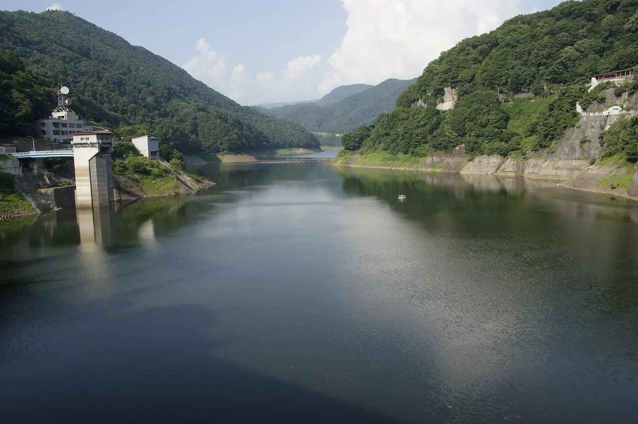 藤原湖（1）（みなかみ町）