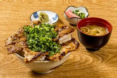 元祖下仁田味噌豚丼＆荒船プリンセス