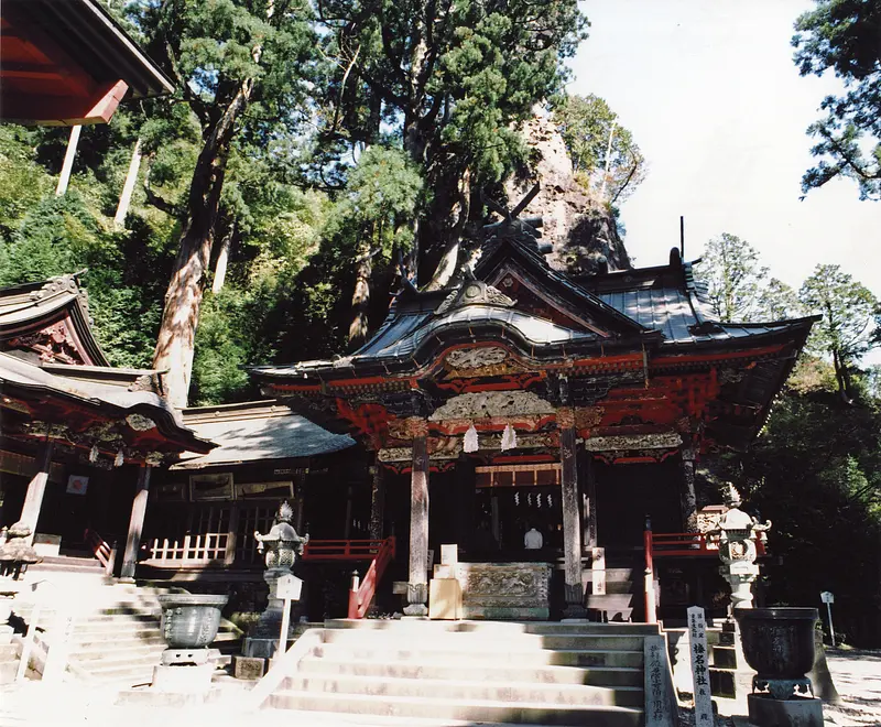 榛名神社