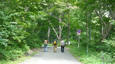 谷川岳一ノ倉沢早朝ヒーリングツアー