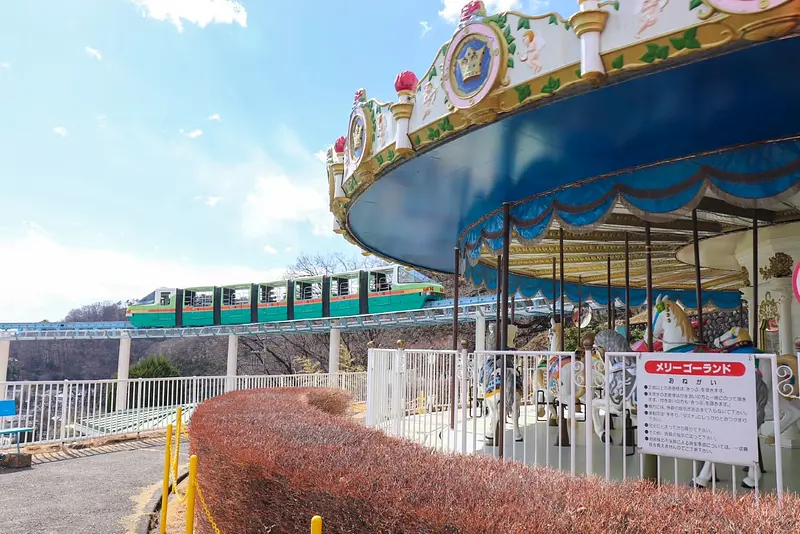 桐生が岡遊園地（メリーゴーランド）