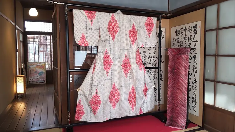 いせさき明治館（伊勢崎銘仙）