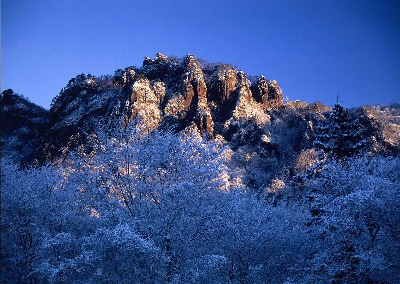 岩櫃山