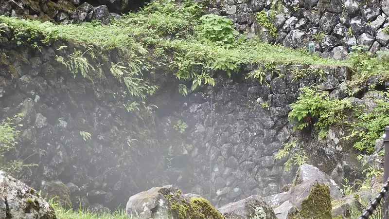 荒船風穴