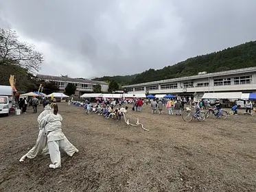 旧日野西小学校