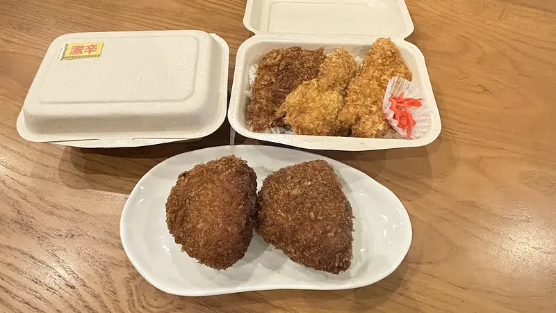 「かつむすび」とカツ丼