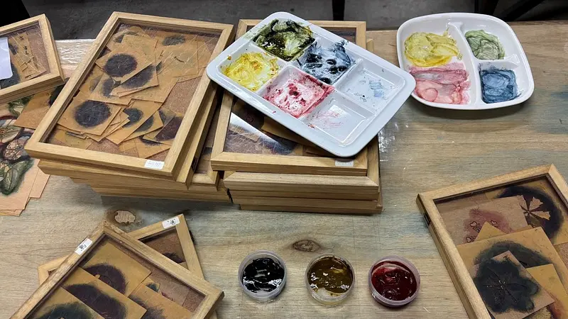 カラフルな草木染