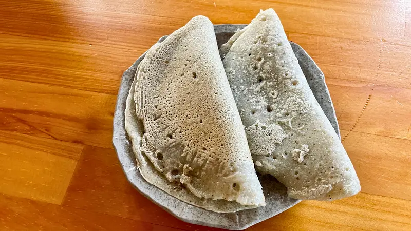 嬬恋くろこを使ったそばせんべい