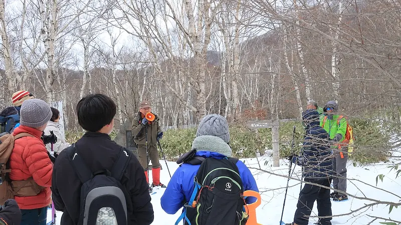 ガイドと一緒に巡る