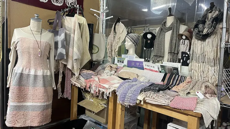 「絹遊塾 工房 風花」で作られたシルク製品