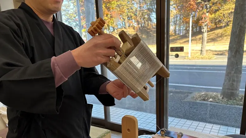 繰りだした生糸