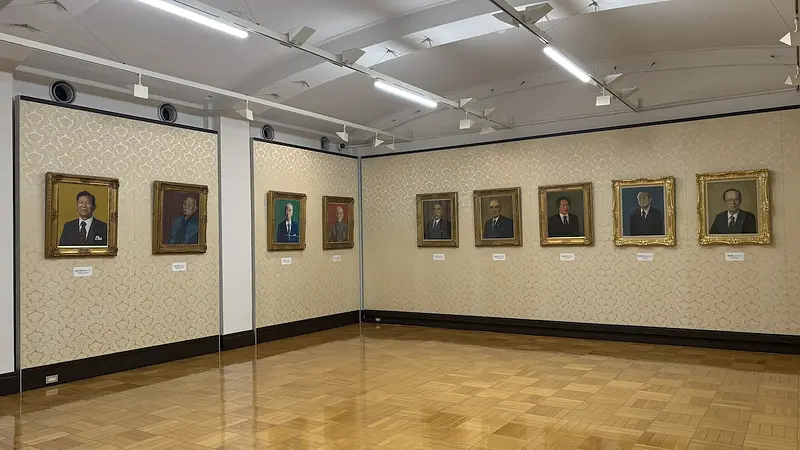 群馬の偉人を学ぶ昭和庁舎