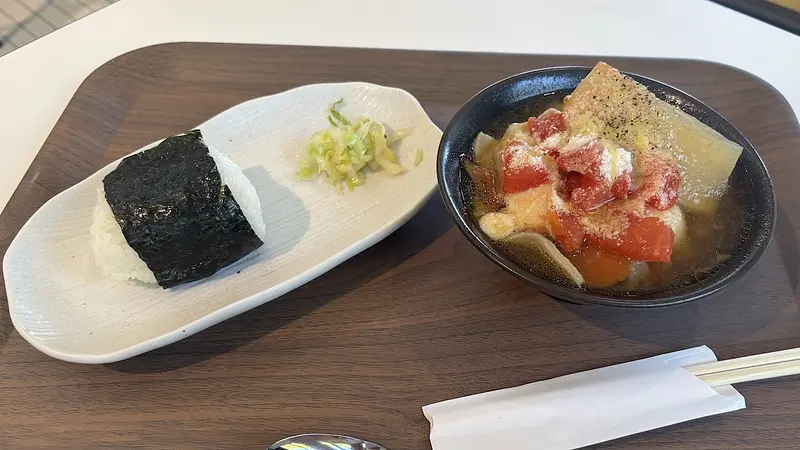 あかぎのうま豚汁 塩むすびセット