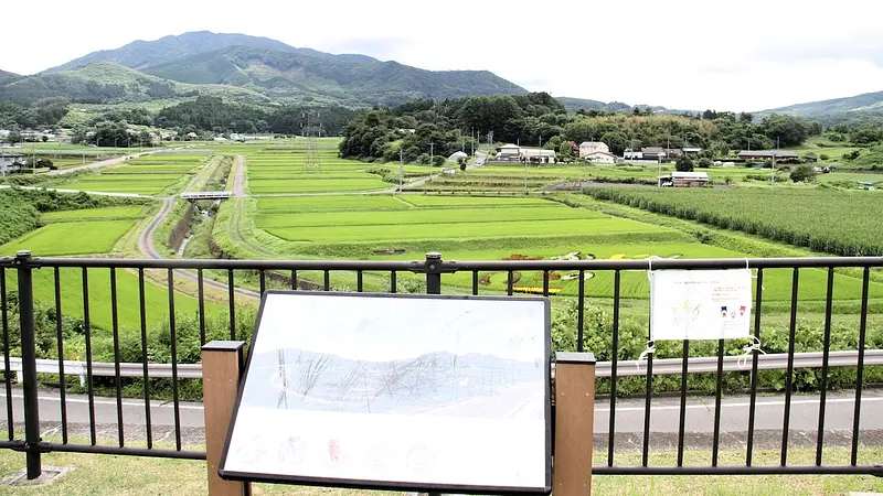 見晴台フェンス沿いにあるフォトスポット